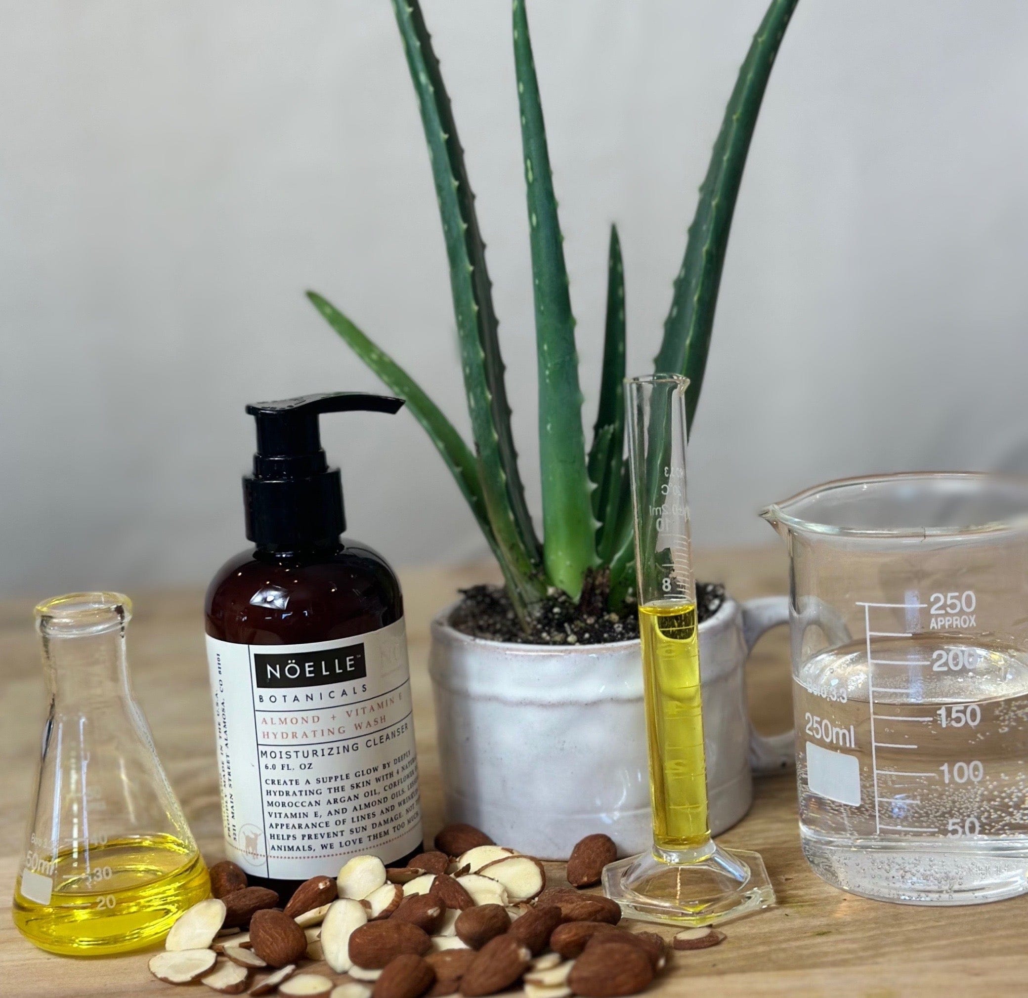 Almond + Vitamin E Hydrating Wash