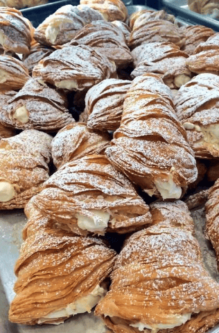 Lobster Tails (Sfogliatella)