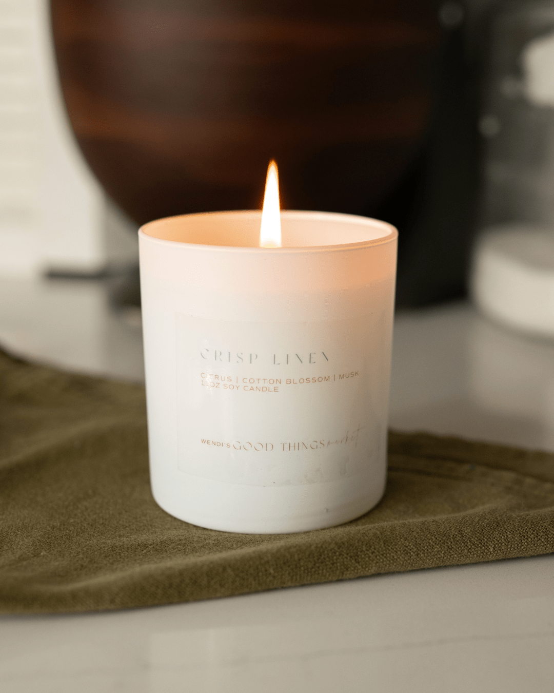 Wendi's Market Crisp Linen Candle
