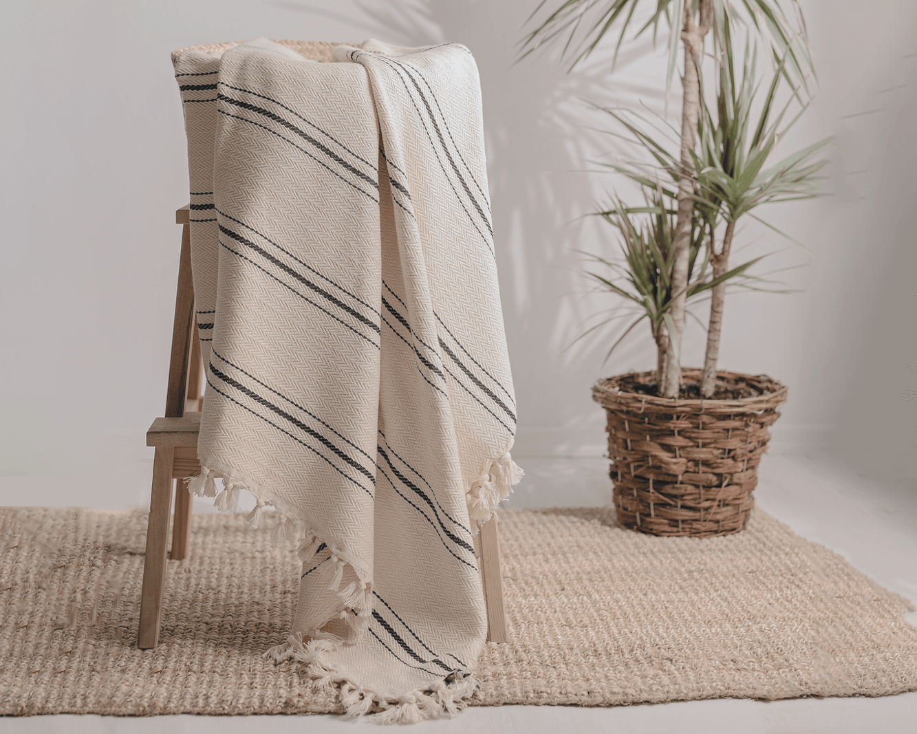 Minimalist 100% Cotton Throw Blankets & Bedspreads: Grey Checkered / Throw Size: 51x79 inch