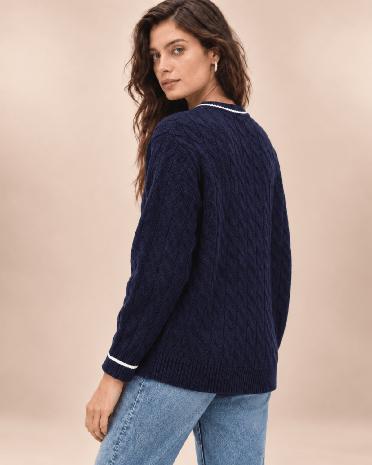 The Club Cable Sweater – Navy